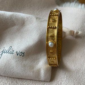 Julie Vos Gorgeous Bangle Bracelet with  4 Pearls Inset.
